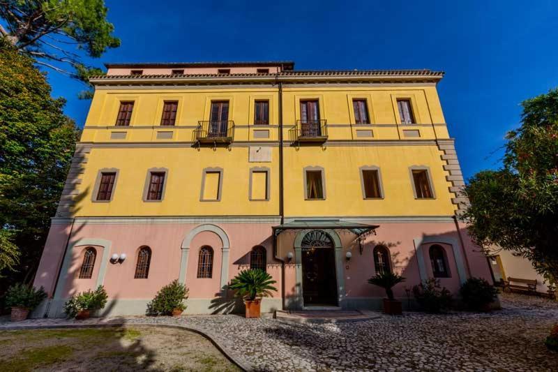 Hotel Corte Dei Tini Teramo Zewnętrze zdjęcie