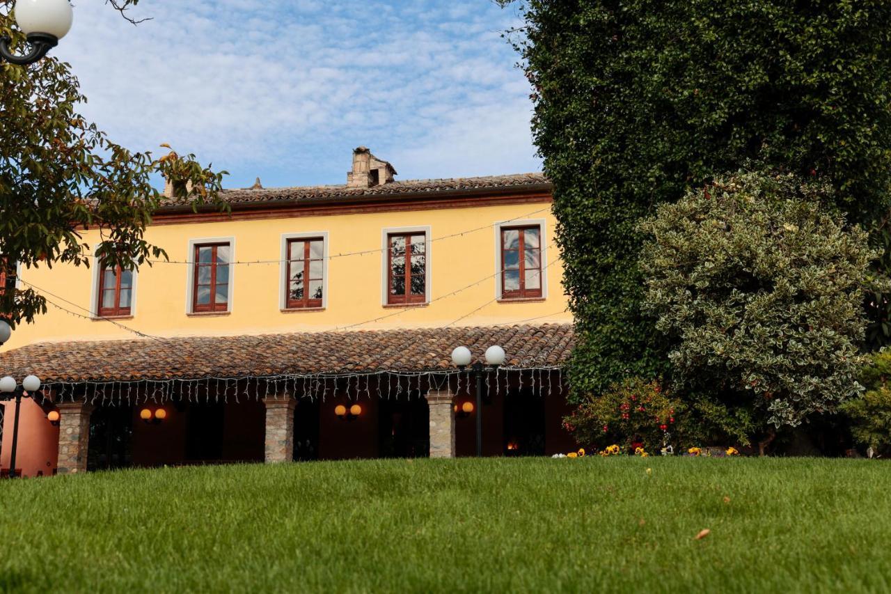 Hotel Corte Dei Tini Teramo Zewnętrze zdjęcie